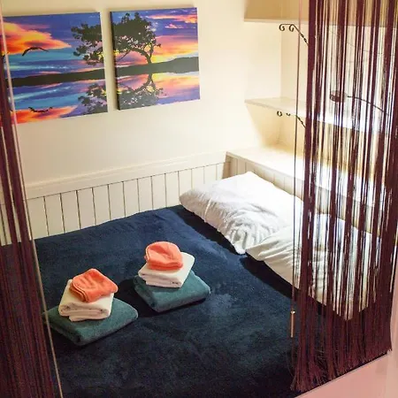 Alana Bed & Breakfast 3*